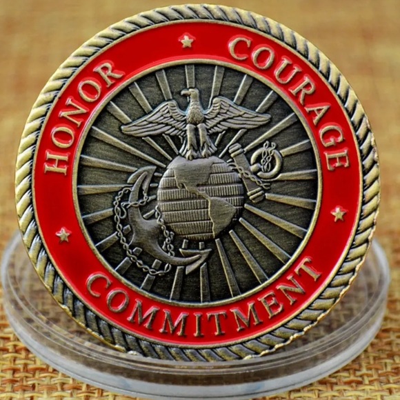 💐 Marine Corps Challenge Coin Red, White, and Blue, Semper Fi - Picture 2 of 4